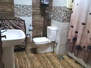 شقق للبيع - 3 غرف - بالدور 10