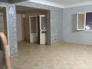 شقق للإيجار - 2 غرف - بالدور 4