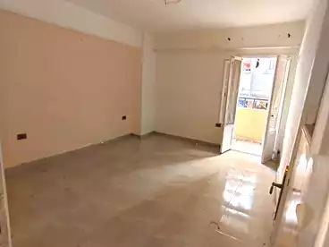 Apartments For sale - 3 rooms - floor 1