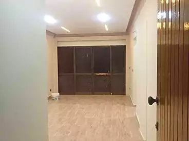 شقق للبيع في شارع الرياض، البيطاش، 100 متر