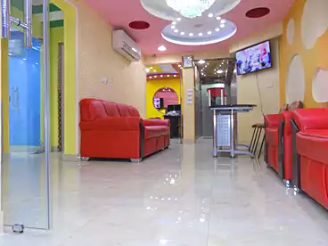 شقق للبيع - 4 غرف - بالدور 1