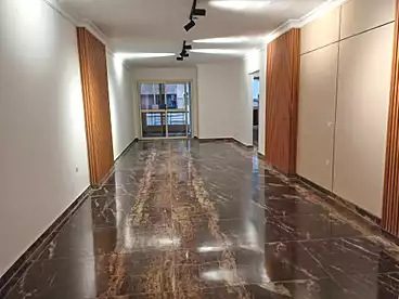 Apartments For sale - 4 rooms - floor 1