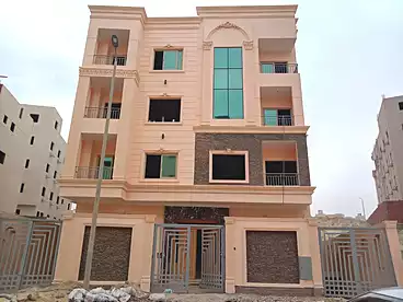 شقق للبيع - 3 غرف - بالدور 1