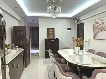 شقق للبيع - 2 غرف - بالدور 5