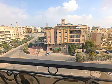 Apartments For sale - 3 rooms - floor 4