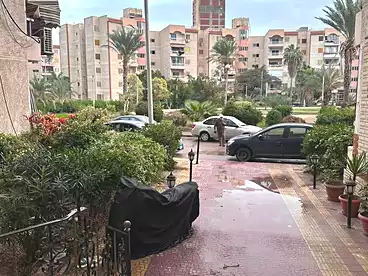 شقق للبيع - 2 غرف - بالدور 0