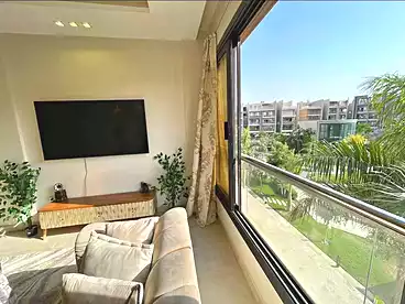شقق للبيع - 4 غرف - بالدور 2