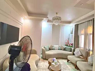 شقق للبيع - 2 غرف - بالدور 8