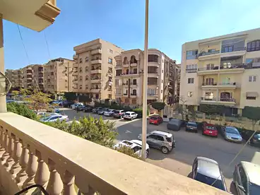 Apartments For sale - 3 rooms - floor 1