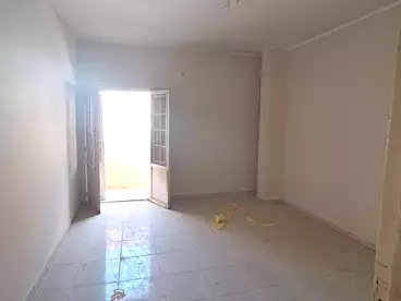 شقق للبيع - 2 غرف - بالدور 4