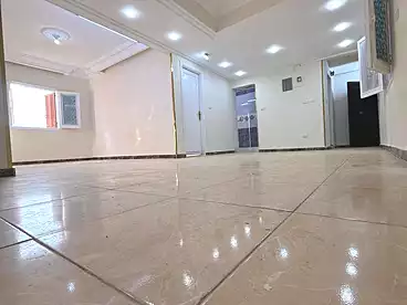 شقق للبيع - 3 غرف - بالدور 2