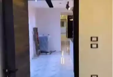 Apartments For sale - 2 rooms - floor 1