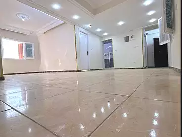 شقق للبيع - 3 غرف - بالدور 3