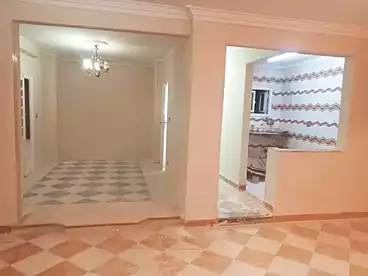 شقق للبيع في اللبيني، فيصل، 140 متر