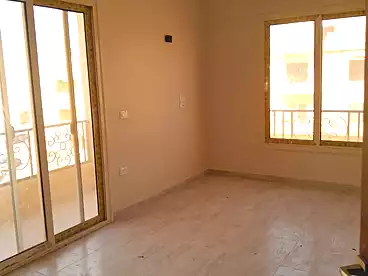 شقق للإيجار - 4 غرف - بالدور 4