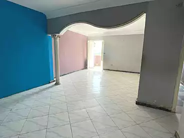 Apartments For sale - 3 rooms - floor 4