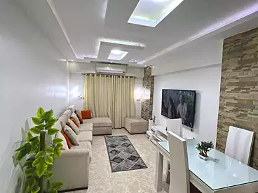 شقق مفروشة للبيع - 2 غرف - بالدور 11