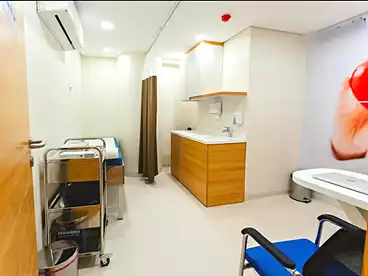 طبي للإيجار في شارع الجيش، مدينة طنطا، 1000 متر