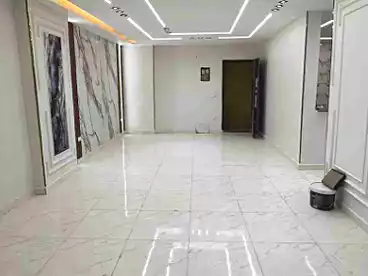 شقق للبيع في اللبيني، فيصل، 160 متر