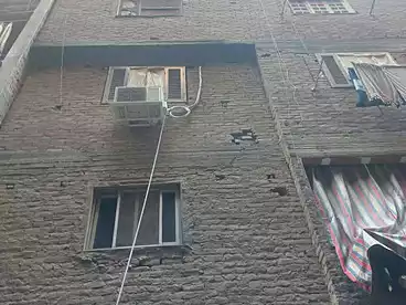 Building For sale - 3 rooms