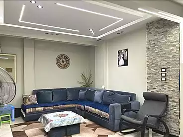 عقارات للبيع - 2 غرف - بالدور 5