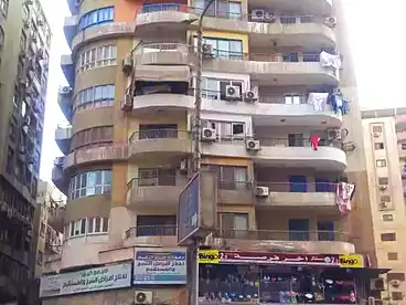 شقق للبيع في اللبيني، فيصل، 220 متر