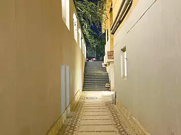 Apartments For sale - 3 rooms - floor 1