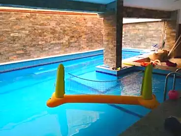 دوبلكس بحديقة للبيع - 6 غرف - بالدور 1