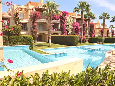 Apartment with Garden For sale - 2 rooms - floor 1