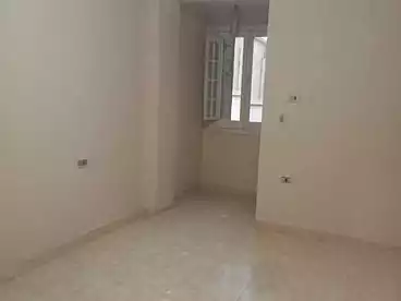 عقارات للبيع - 3 غرف - بالدور 4