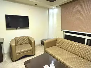 شقق للبيع - 3 غرف - بالدور 10