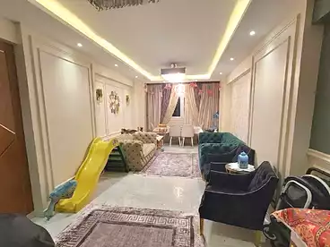 شقق للبيع - 3 غرف - بالدور 5