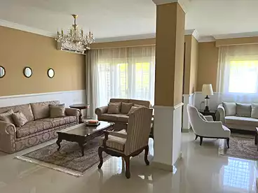 شقق للبيع - 4 غرف - بالدور 1