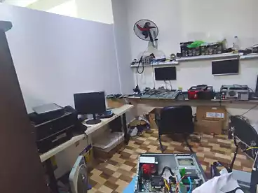 محلات للبيع - بالدور 0