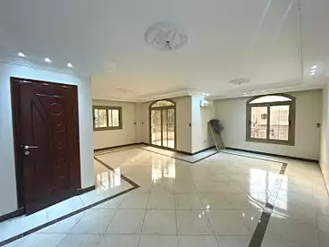 Apartments For rent - 4 rooms - floor 1