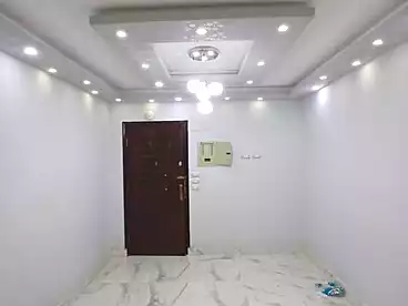 عقارات للبيع - 3 غرف - بالدور 10