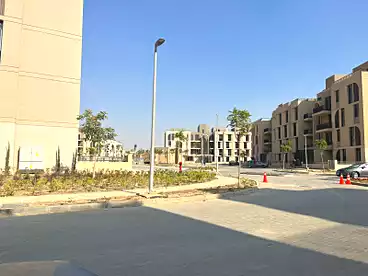 شقق للبيع - 3 غرف - بالدور 2