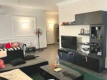 شقق للبيع في الحي الأول شرق - حي الأندلس، مدينة الشروق، 235 متر