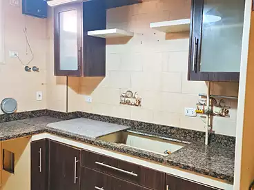 شقق للبيع - 3 غرف - بالدور 1