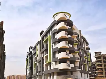 شقق للبيع - 3 غرف - بالدور 4