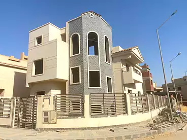 Villas For sale - 4 rooms
