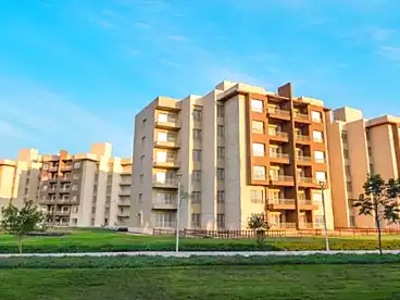 شقق للبيع - 3 غرف - بالدور 4