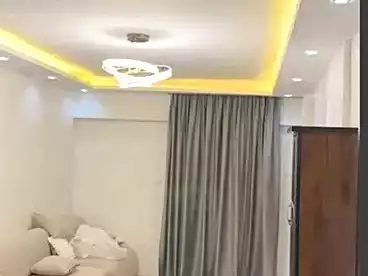 شقق مفروشة للبيع - 2 غرف - بالدور 1