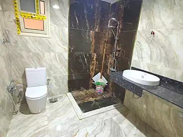 Private للإيجار - 3 غرف