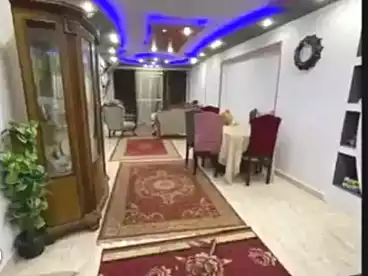 شقق للبيع - 3 غرف - بالدور 1