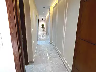 Apartments For sale - 3 rooms - floor 5
