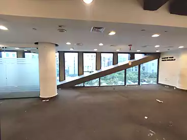 Offices For rent - 5 rooms - floor 2