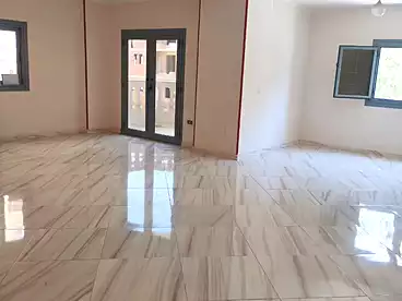 عقارات للإيجار - 3 غرف - بالدور 0