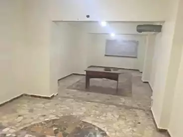 تجاري للبيع