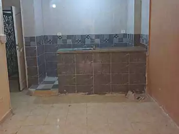 شقق للإيجار - 1 غرف - بالدور 5